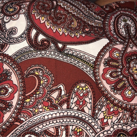 Chico’s Blouse Paisley Soft Pleats Long Sleeve Cuffs Gold Buttons Loose Fit - Picture 7 of 9